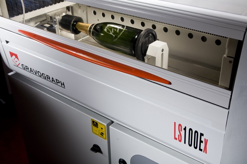 Llega el LS100 Ex, el sistema de grabado láser de alta velocidad